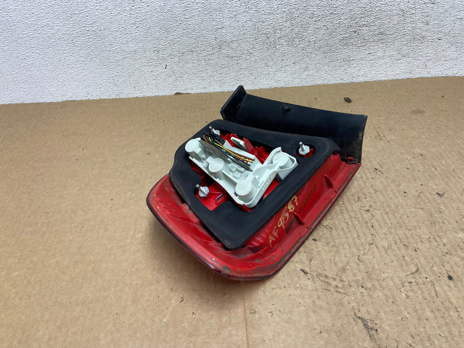 2006 2007 2008 Bmw 328i 3 Series Right Passenger Rh Side Tail Light AF9887 LK5