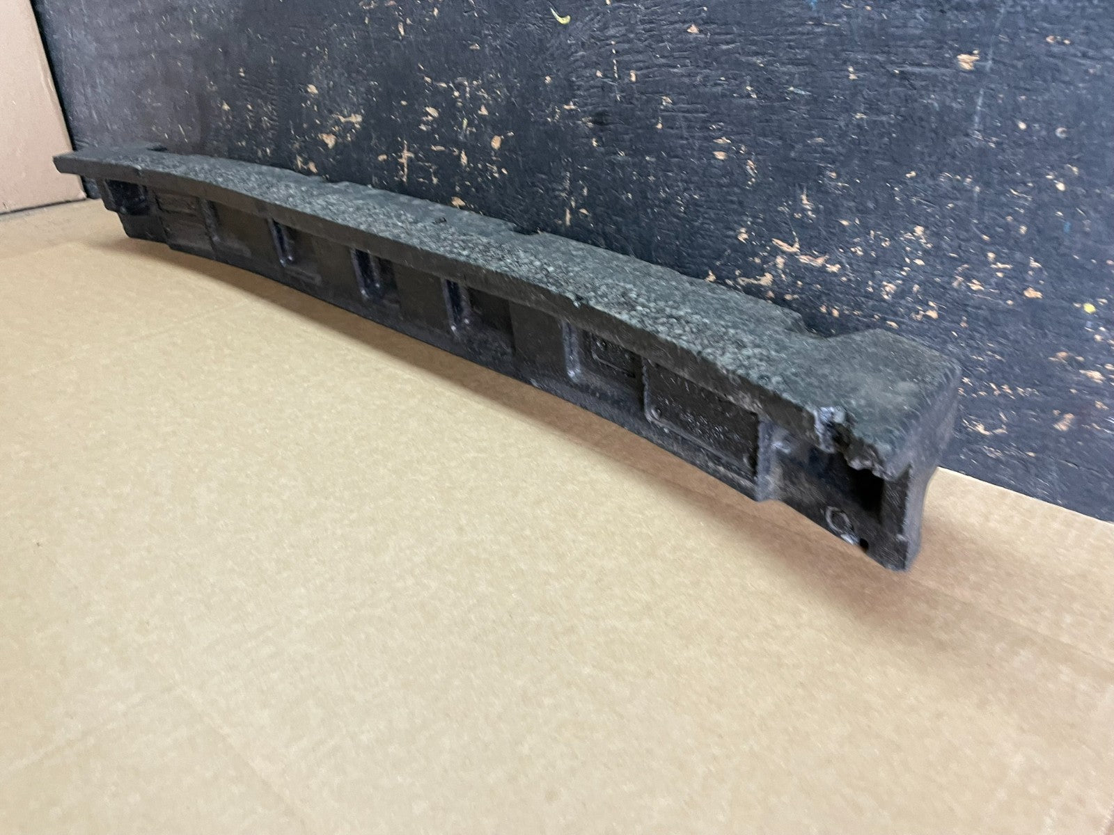 2014 to 2015 Sorento Front Bumper Impact Energy Absorber Foam Pad OEM AA8937 DG5