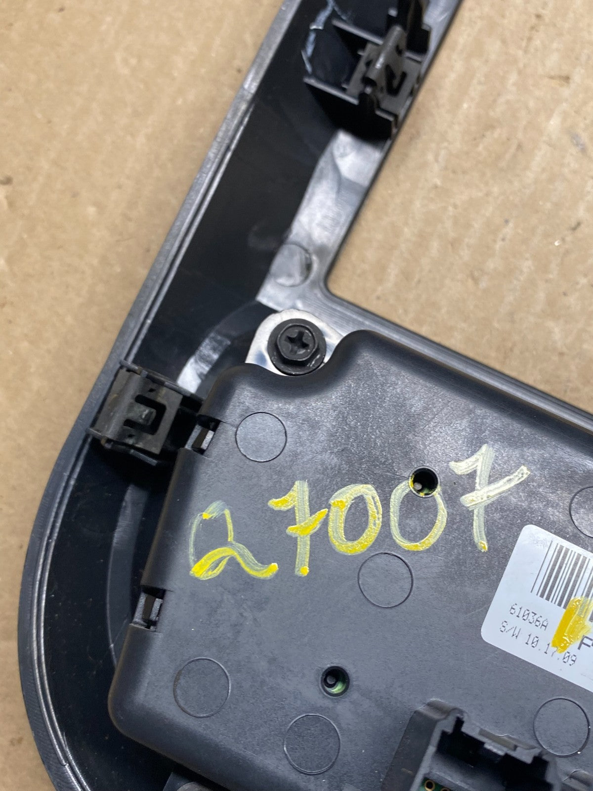 2011 to 2017 Jeep Compass Dash Climate Temperature Control Radio Bezel Q7007 DG7