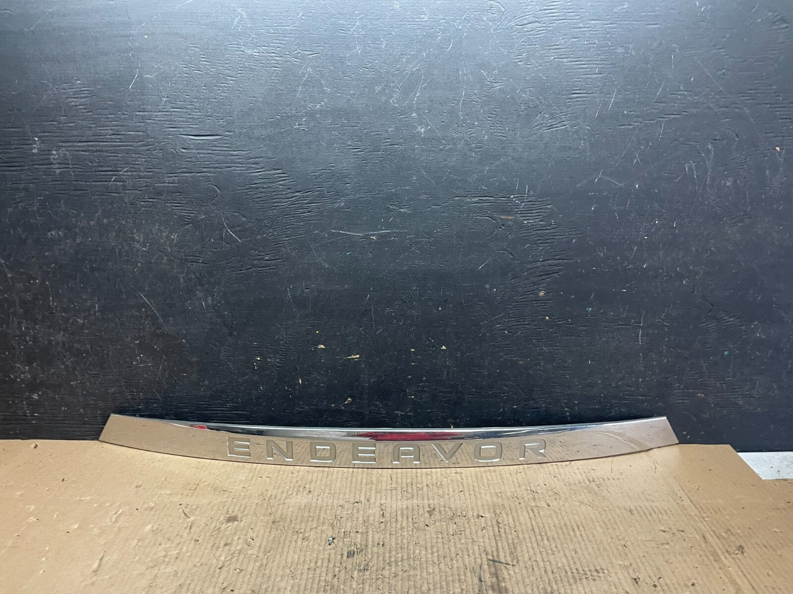 2010 Mitsubishi Endeavor Rear Chrome Trunk Trim Molding M6109 DG0