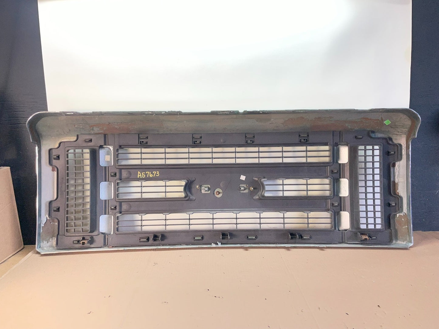 2008 to 2014 Ford Econoline E150 E250 Front Upper Black Grill Grille ag7673 DG4