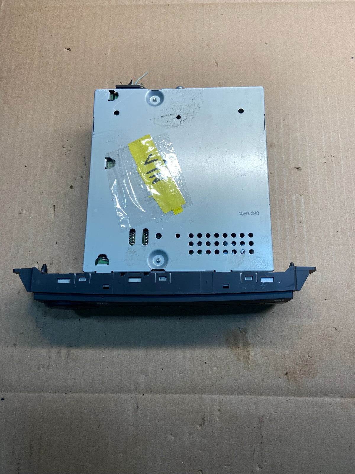 2008 to 2012 Chrysler Town Country DVD Player Receiver OEM Y7565 DG3