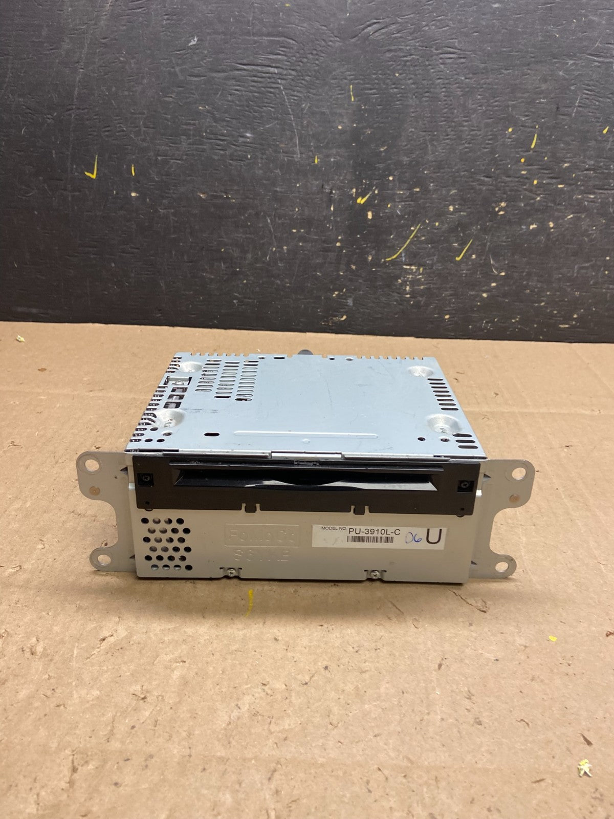 2014 2015 Ford Explorer Audio Equipment Radio Receiver AM FM CD Oem t9403 DG0