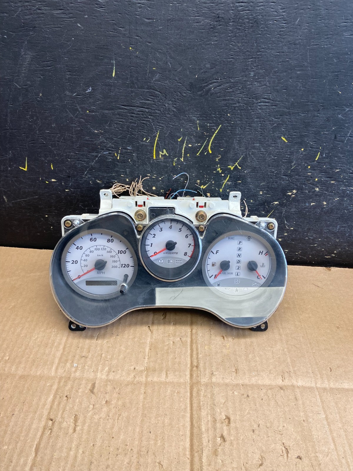 2004 2005 Toyota Rav4 Speedometer Insrument Gauge Cluster Bezel  AA8018 DG0