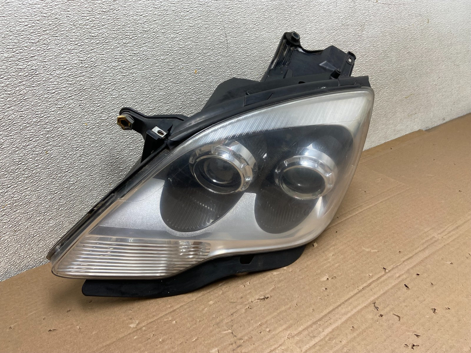 2007 to 2012 Gmc Acadia Xenon Headlight Left Driver LH Side Oem AB1351 DW2