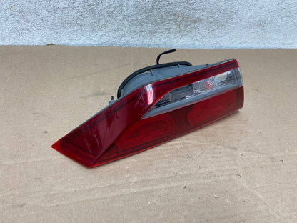 2017-2018 Hyundai Elantra Left Driver LH Side Inner Tail Light AH9351 LK2