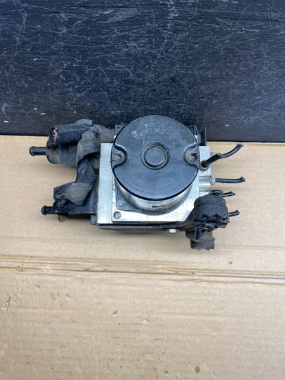 BMW 5 E60 E61 6783370 6783368 0265250211 ABS Pump AE80965