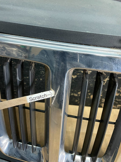 2011 to 2013 Jeep Grand Cherokee Front Upper Grill Grille OEM AA9068 DG3