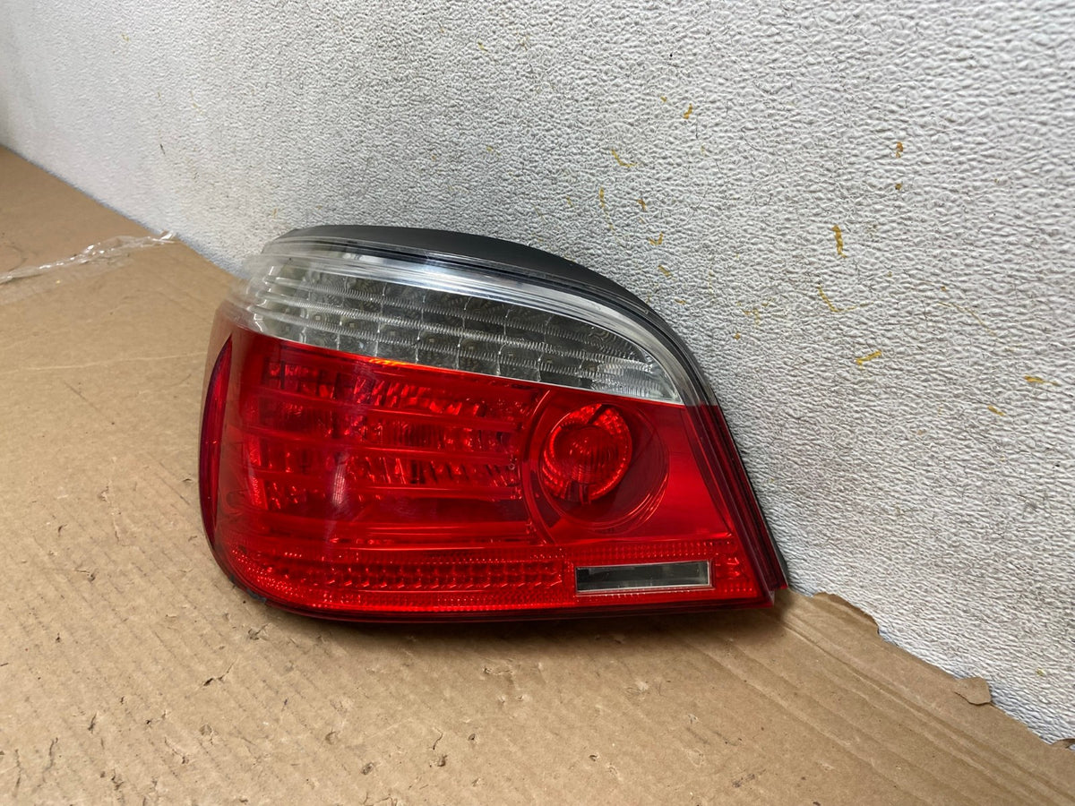 2008 2009 2010 BMW 5 525i 530i Left Driver Lh Tail Side Light AH8472 LK2