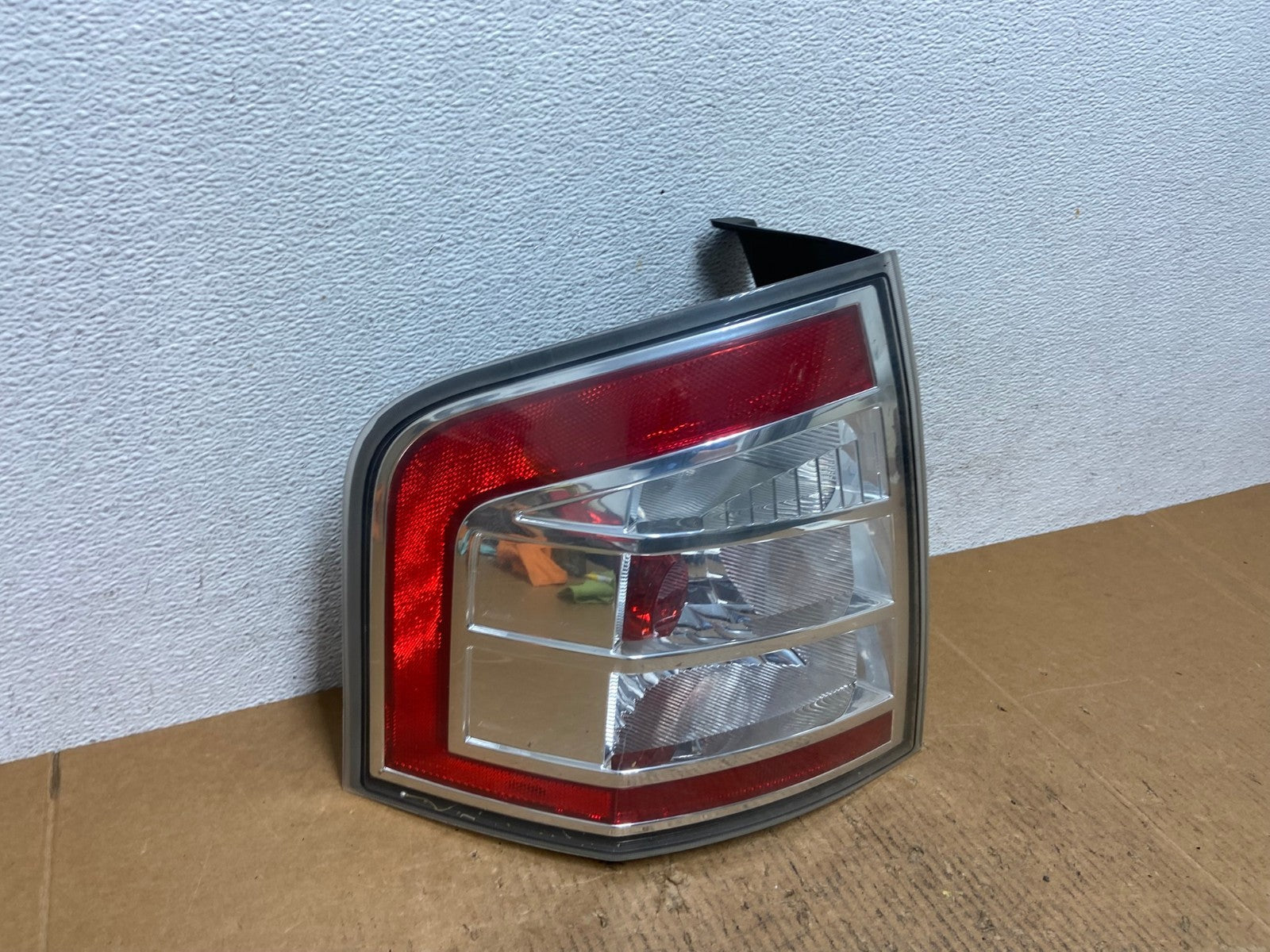 2007 to 2010 Ford Edge Tail light Left Driver Side AE1503 LK2