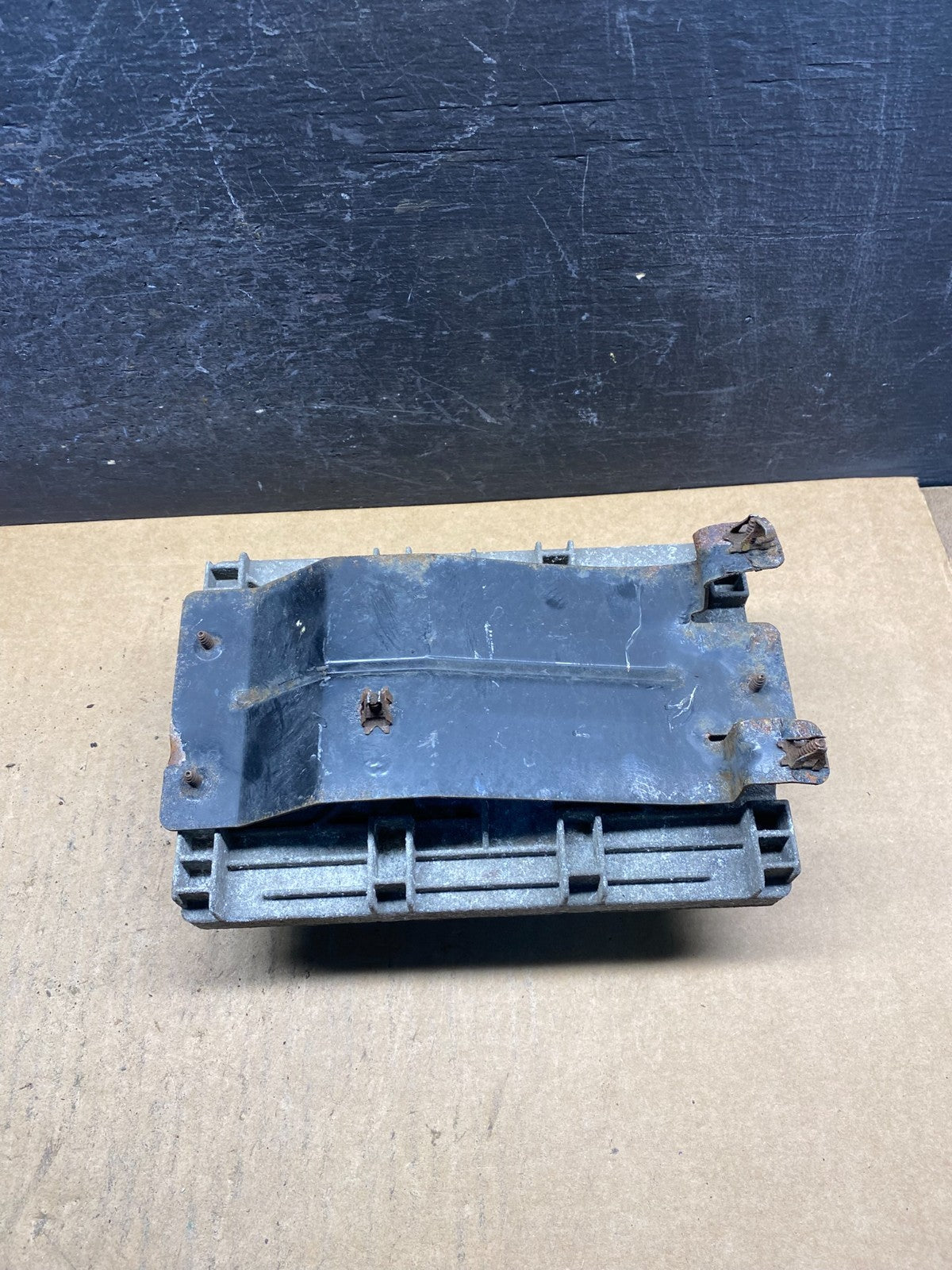 2007 Dodge Caravan Town & Country Engine Computer ECU p05187656ac AH5068 DG1