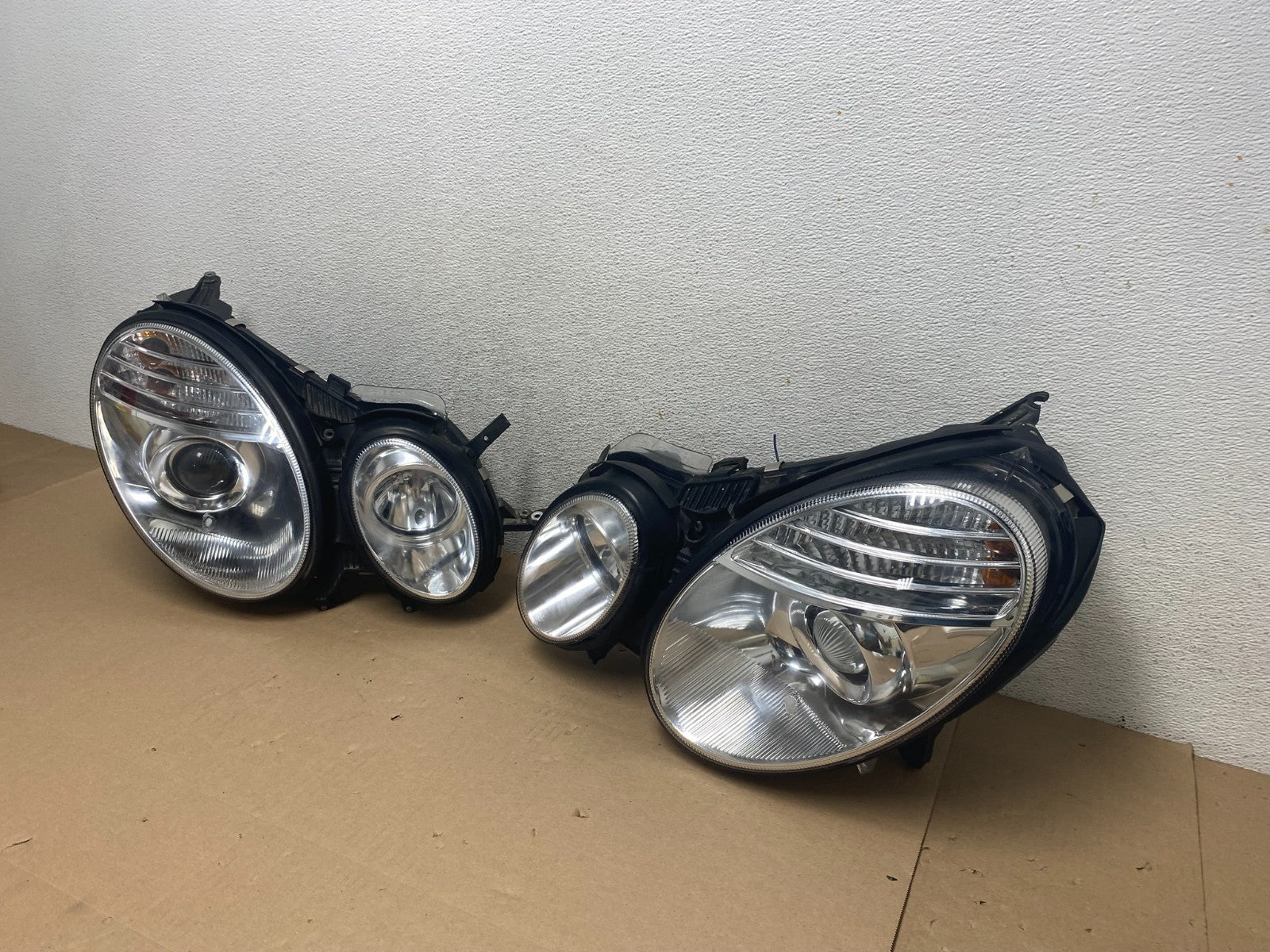 2007 2008 2009 Mercedes E Class Left+Right Halogen Headlights AG5716 DW1