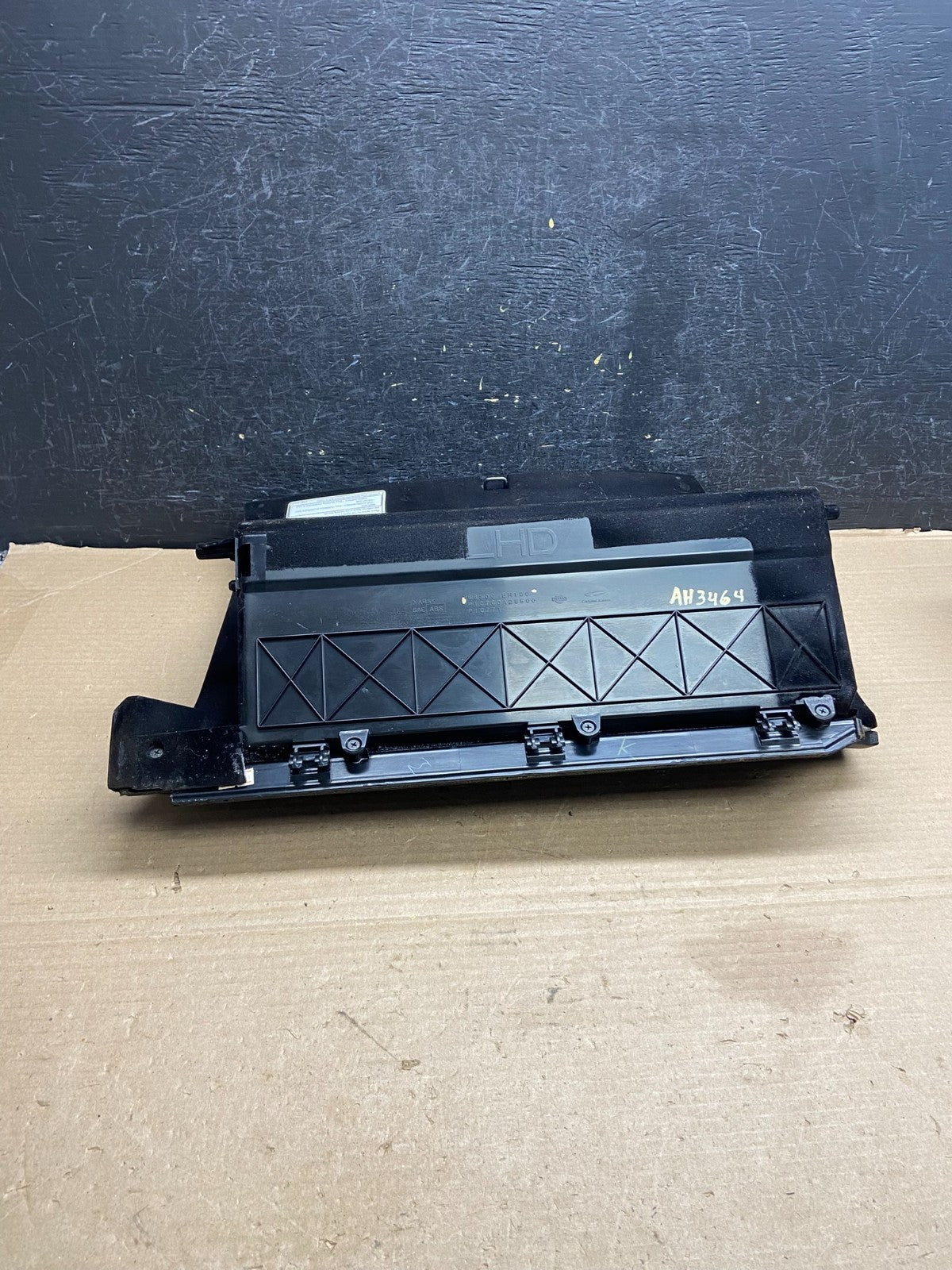 2006 - 2010 Infiniti M35 Front Right Passenger Storage Glove Box ah3464 DG3