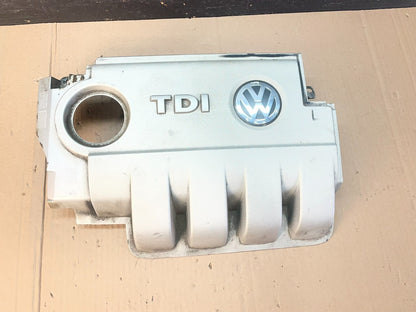 2005 to 2006 Volkswagen Jetta TDI Engine Cover AD87220