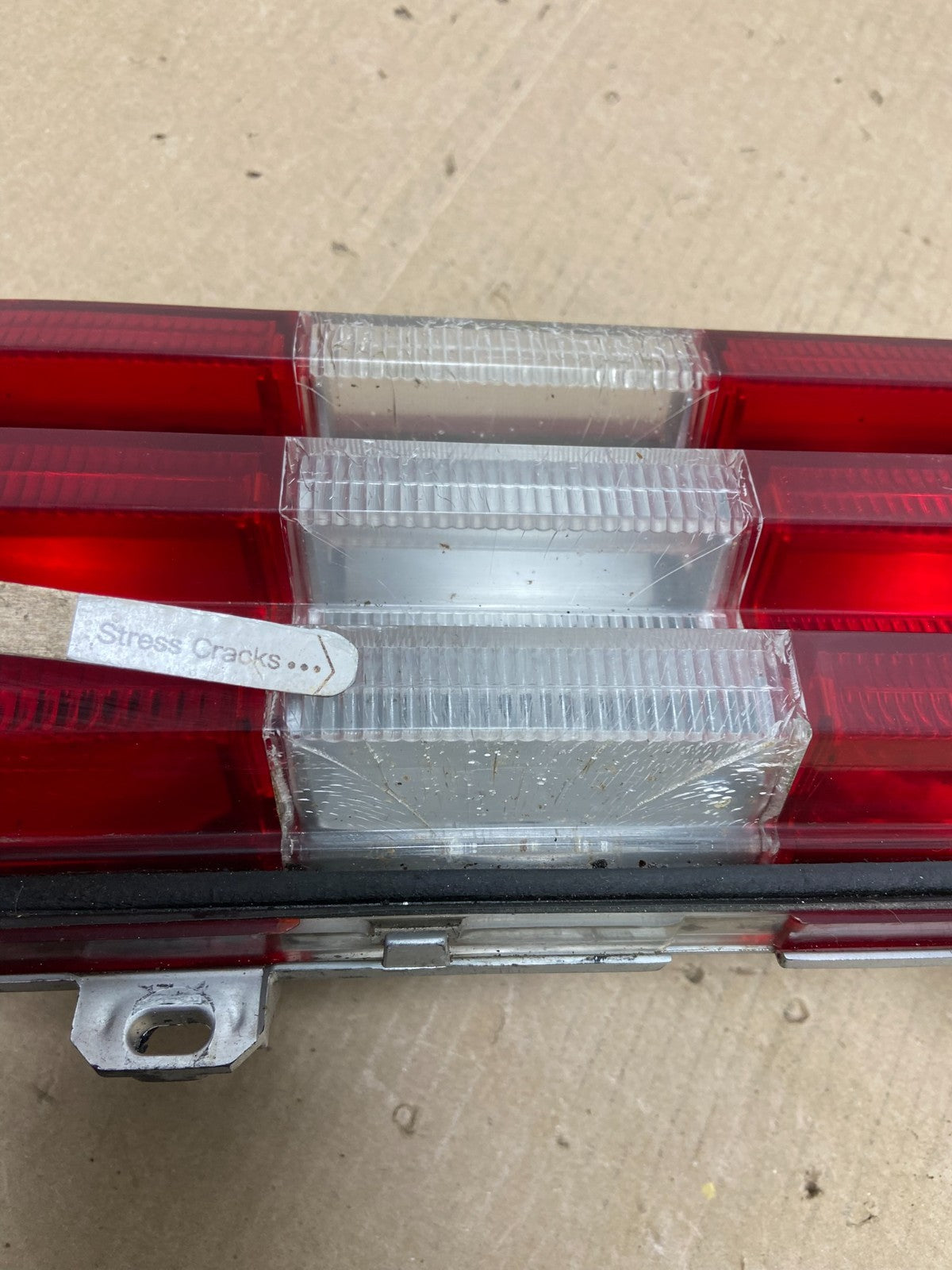 1977-1985 Mercedes-Benz W123 240D Right Passenger Side Tail Light AG6881 DW3