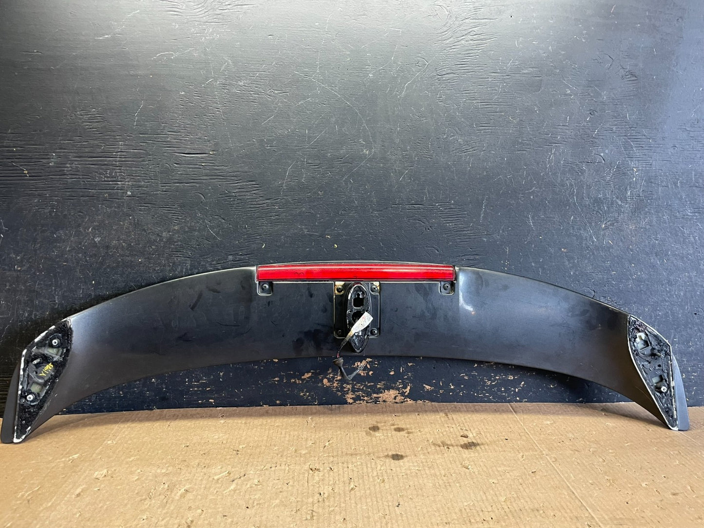 2000 2001 2002 2003 Nissan Maxima Rear Spoiler Wing OEM y9727 DG8