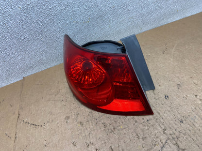 2007 to 2010 Hyundai Elantra Sedan Left Driver Side Tail Light Oem Z9503 DW1