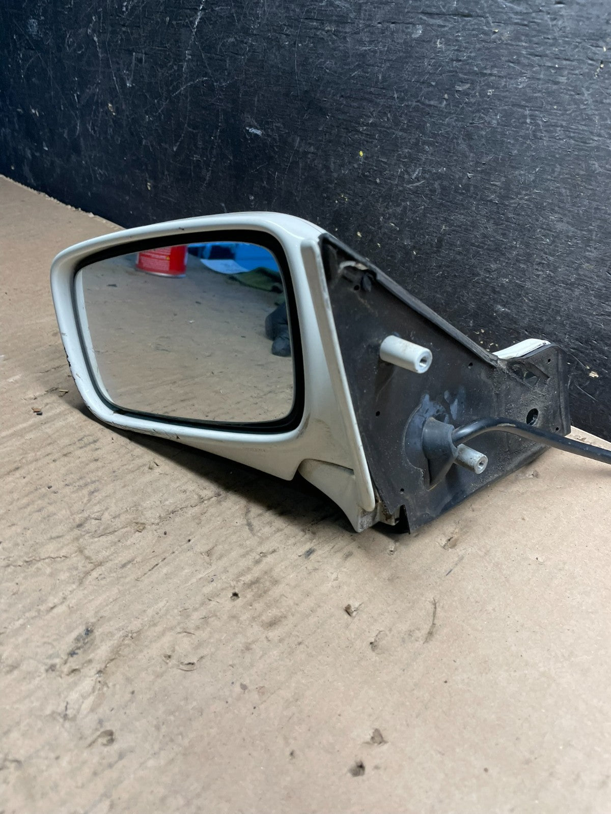 1992 to 1997 Volvo 960 Left Driver LH Side View Door Mirror T6974 DG11