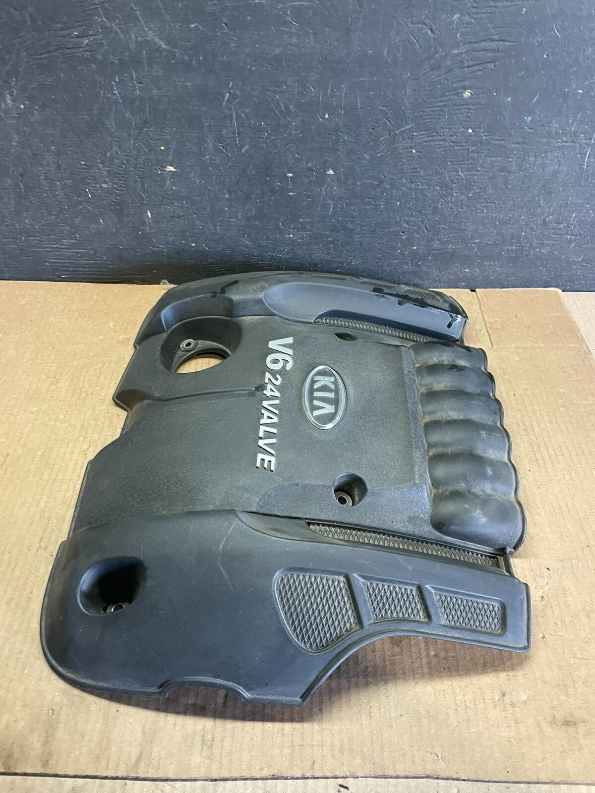 2007 - 2008 Kia Optima Rondo 2.7L V6 Engine Motor Cover j7400 PS3