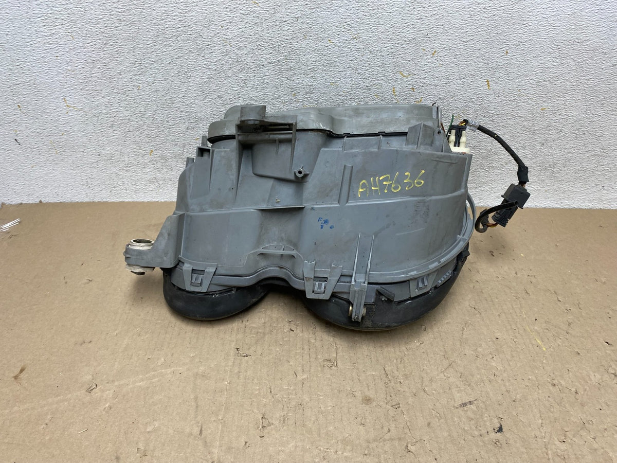 1996-1999 Mercedes E E320 E430 Right Passenger RH Side Headlight AH7636 DW5