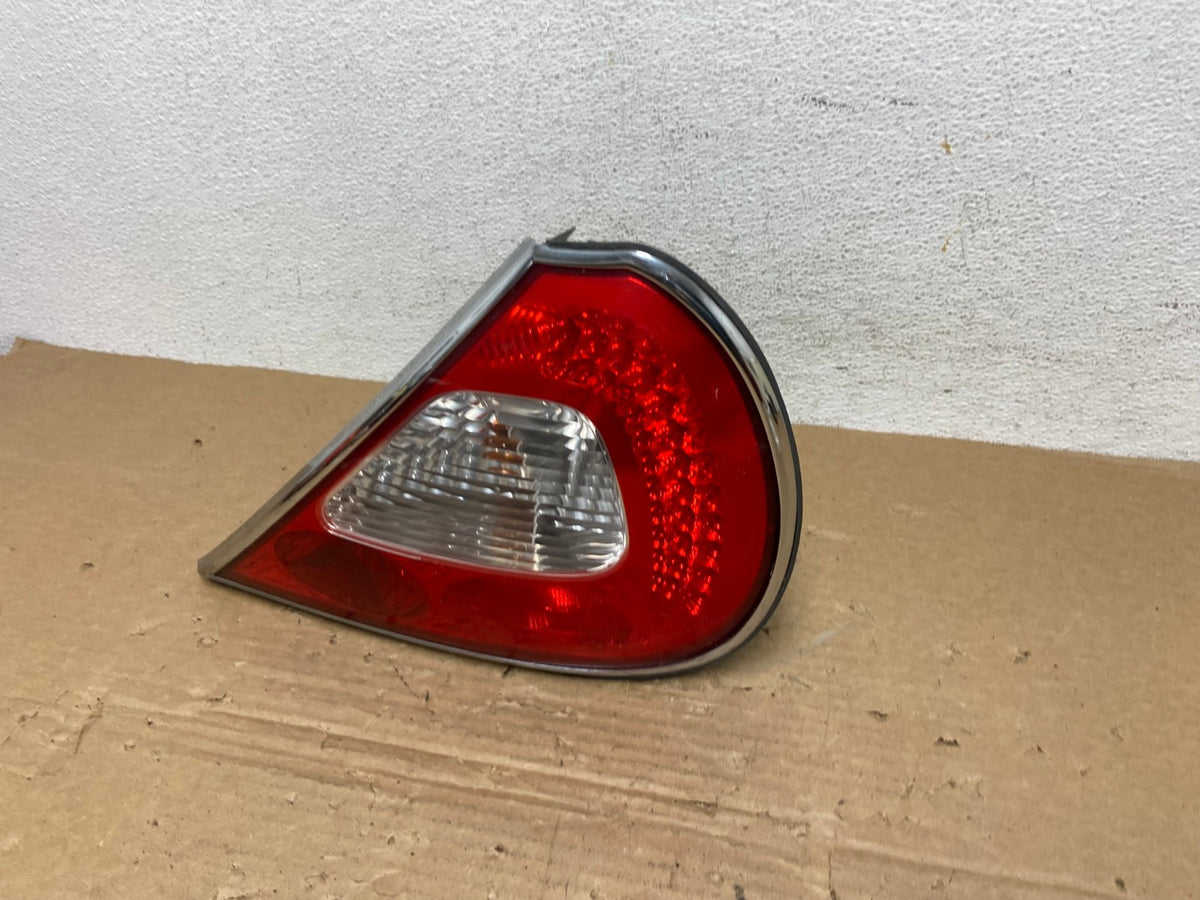 2008 to 2009 Jaguar XJ8 Right Passenger RH Side Tail Light AD4042 LK1