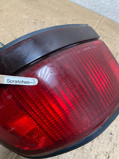 1995 to 1996 Mercury Tracer Right Passenger RH Tail Light AA8518 DG3