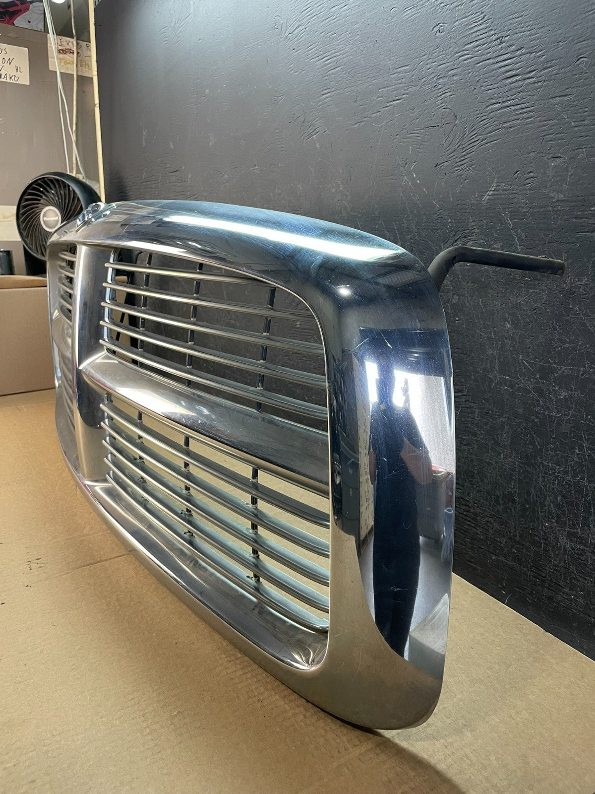 2002 2003 2004 2005 Dodge Ram 1500  Upper Front Grill Grille af5192 DG1