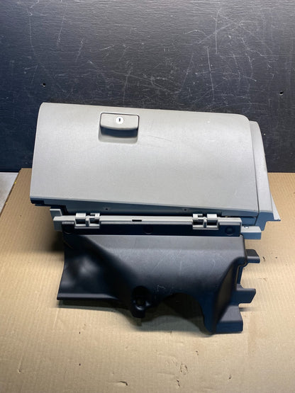 2015 2016 2017 Subaru Crosstrek Glove Box Compartment ah7431 DG0