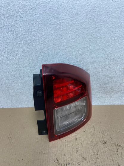 2014 - 2017 Jeep Compass Right Passenger Side Tail Light AF2885 LK2