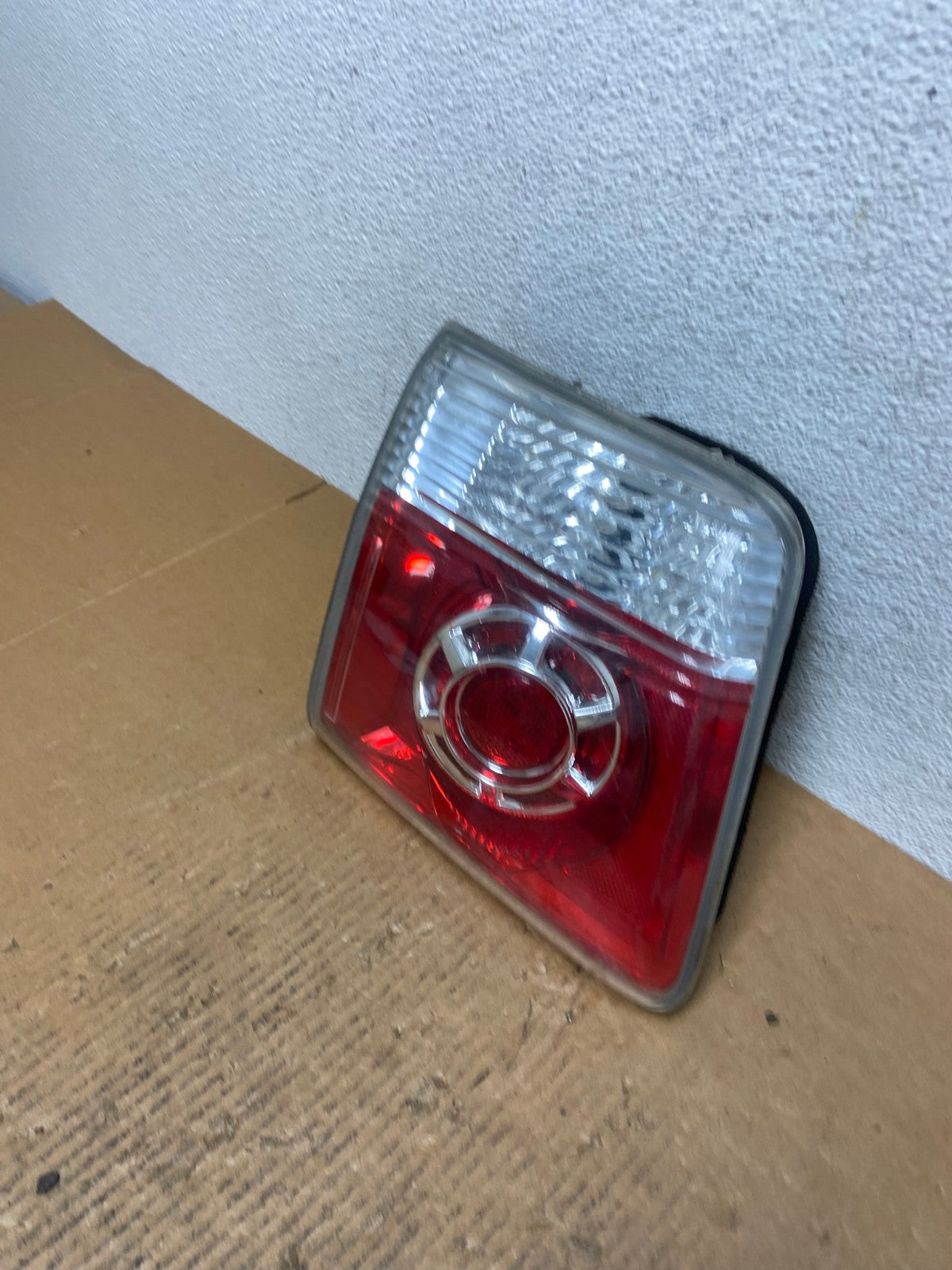 2007 to 2012 GMC Acadia Left Driver Lh Side Tail Light Inner AE1209 LK1