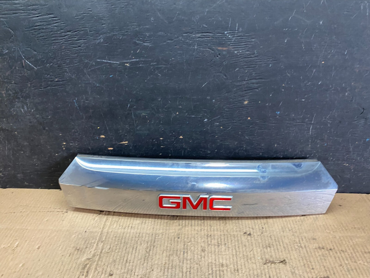 2010-2015 Gmc Terrain Lift Gate Handle Trim Back Up Camera 20881057 N0833 DG0