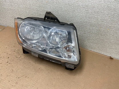 2011-2013 Jeep Grand Cherokee Right Passenger Halogen Headlight AB0149 DW1