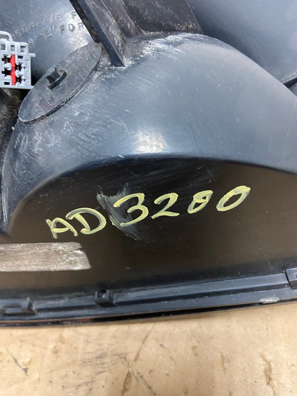 2003-2011 Ford Crown Victoria Right Passenger Rh Side Tail Light AD3200 LK8