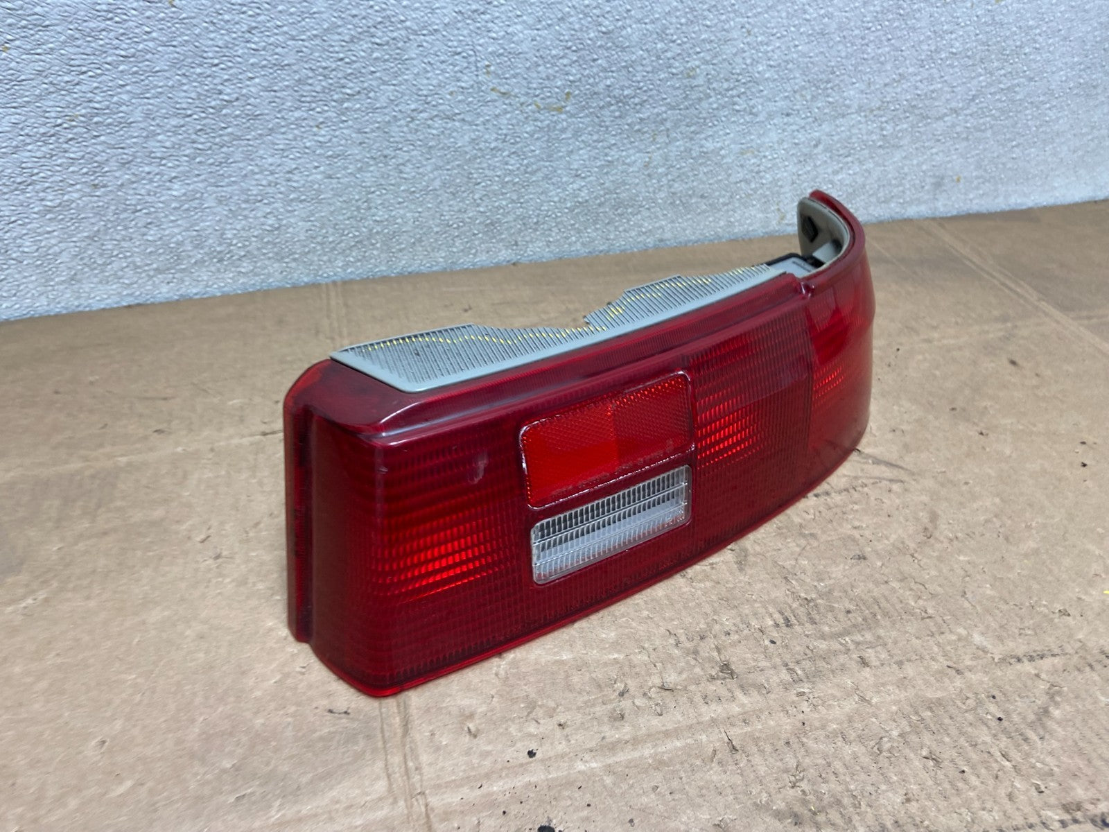 1995 to 1999 Toyota Paseo Right Passenger RH Side Tail Light Y6081 PS2