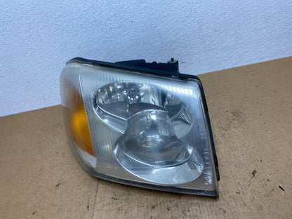2002 to 2009 Gmc Envoy Right Passenger RH Side Headlight Halogen AC3407 DW1
