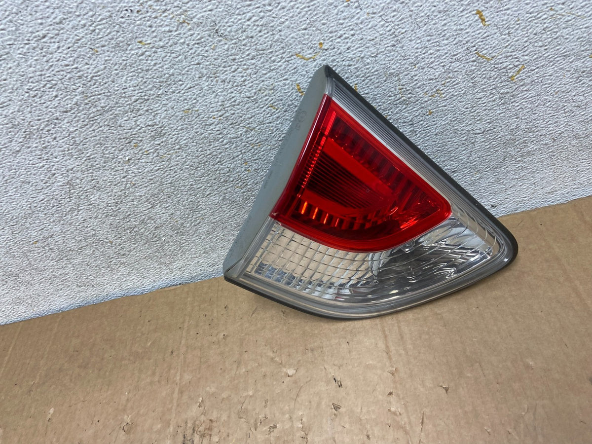 2013 to 2016 Nissan Pathfinder Left Driver Inner Tail light AI9054 LK0