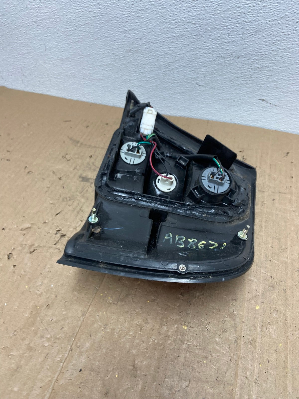 1998 1999 Nissan Altima Tail Light Left Driver Lh Side Oem AB8621 LK6