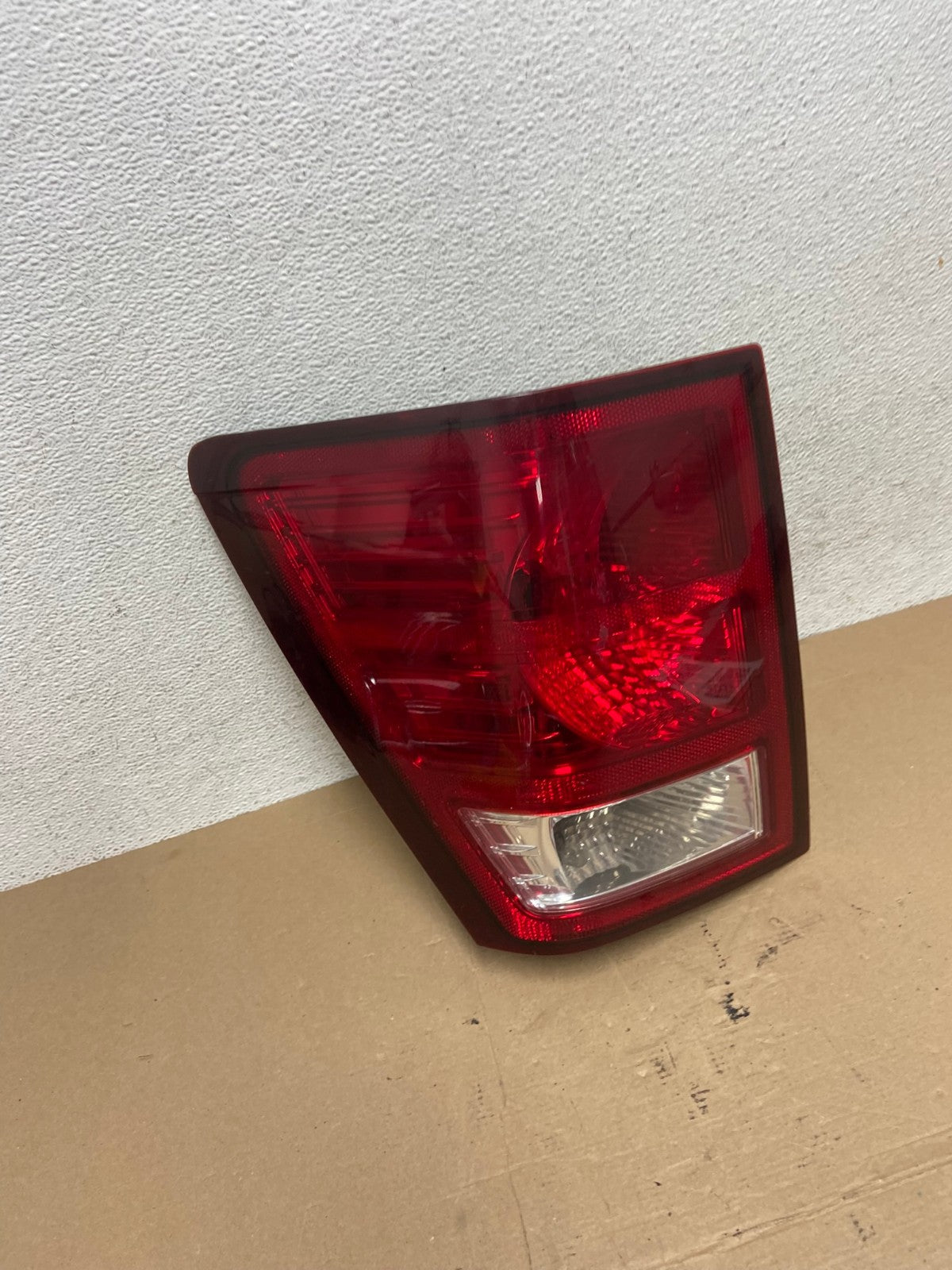 2007 2008 2009 2010 Jeep Grand Cherokee Left Driver Lh Tail Light AF4392 LK2