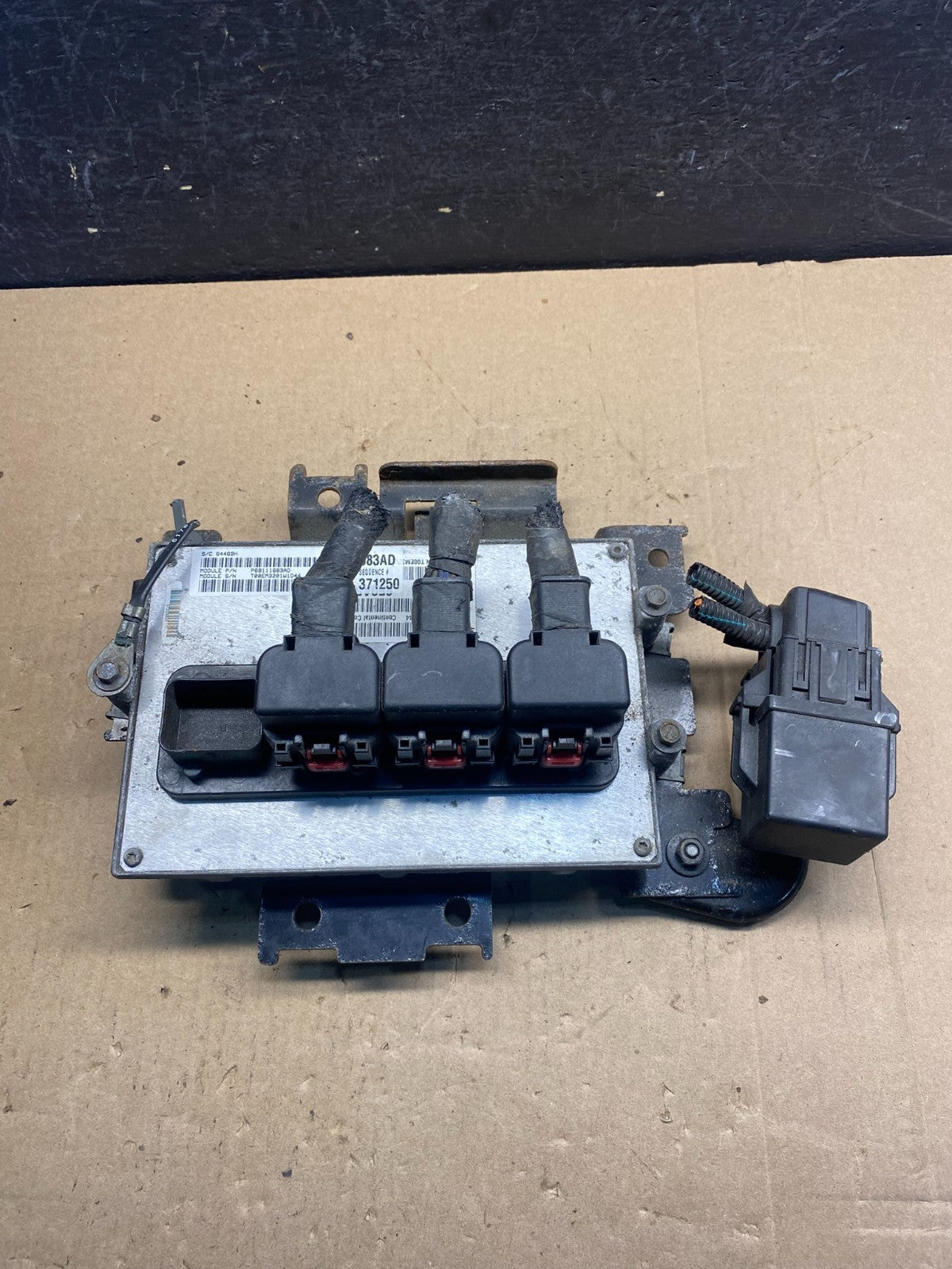 2012 Jeep Grand Cherokee 3.6L Engine Computer ECU ECM P68111683AD AE7479 DW0