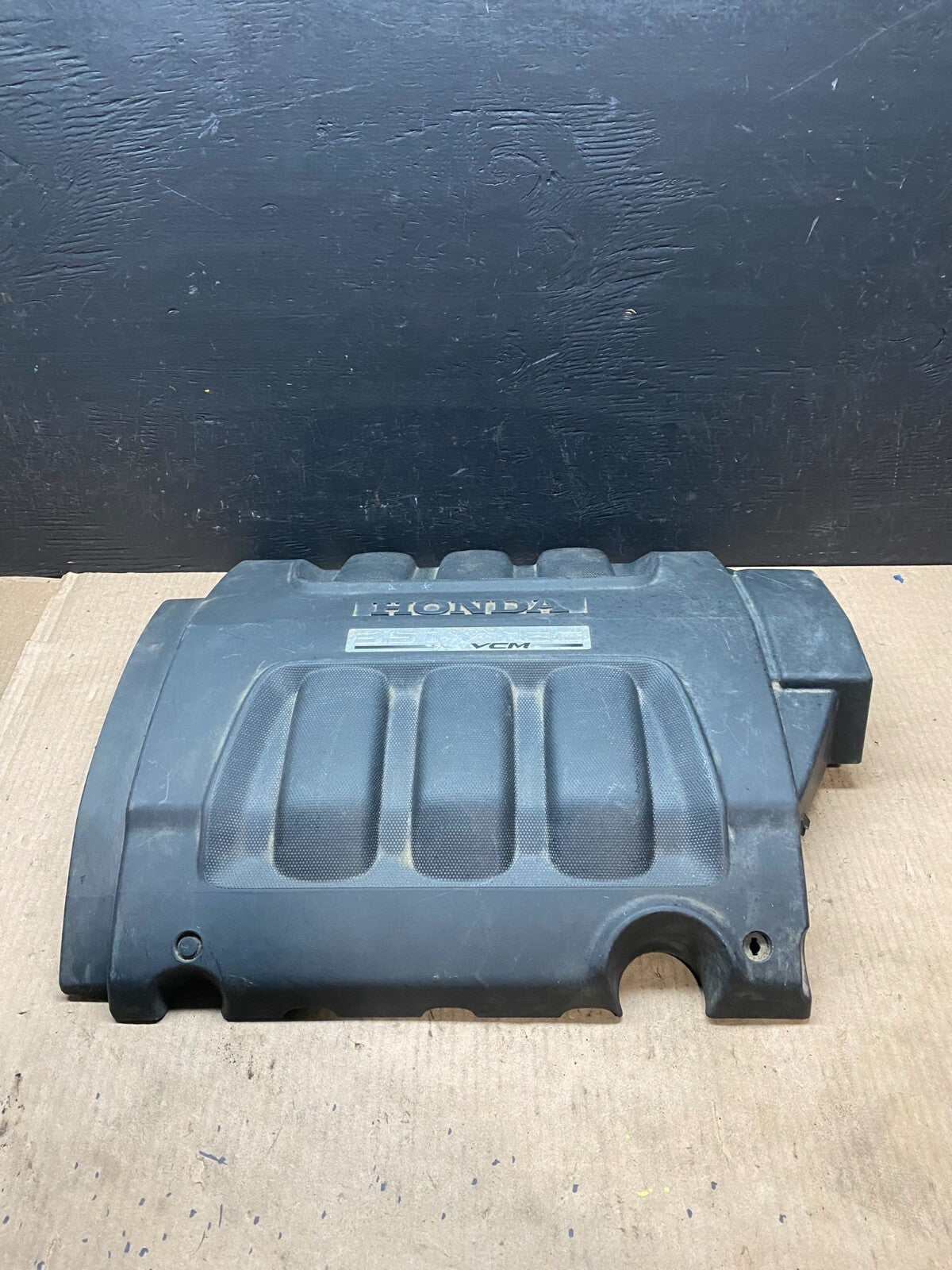 2006 to 2008 Honda Pilot Engine Cover Trim Bezel E46410