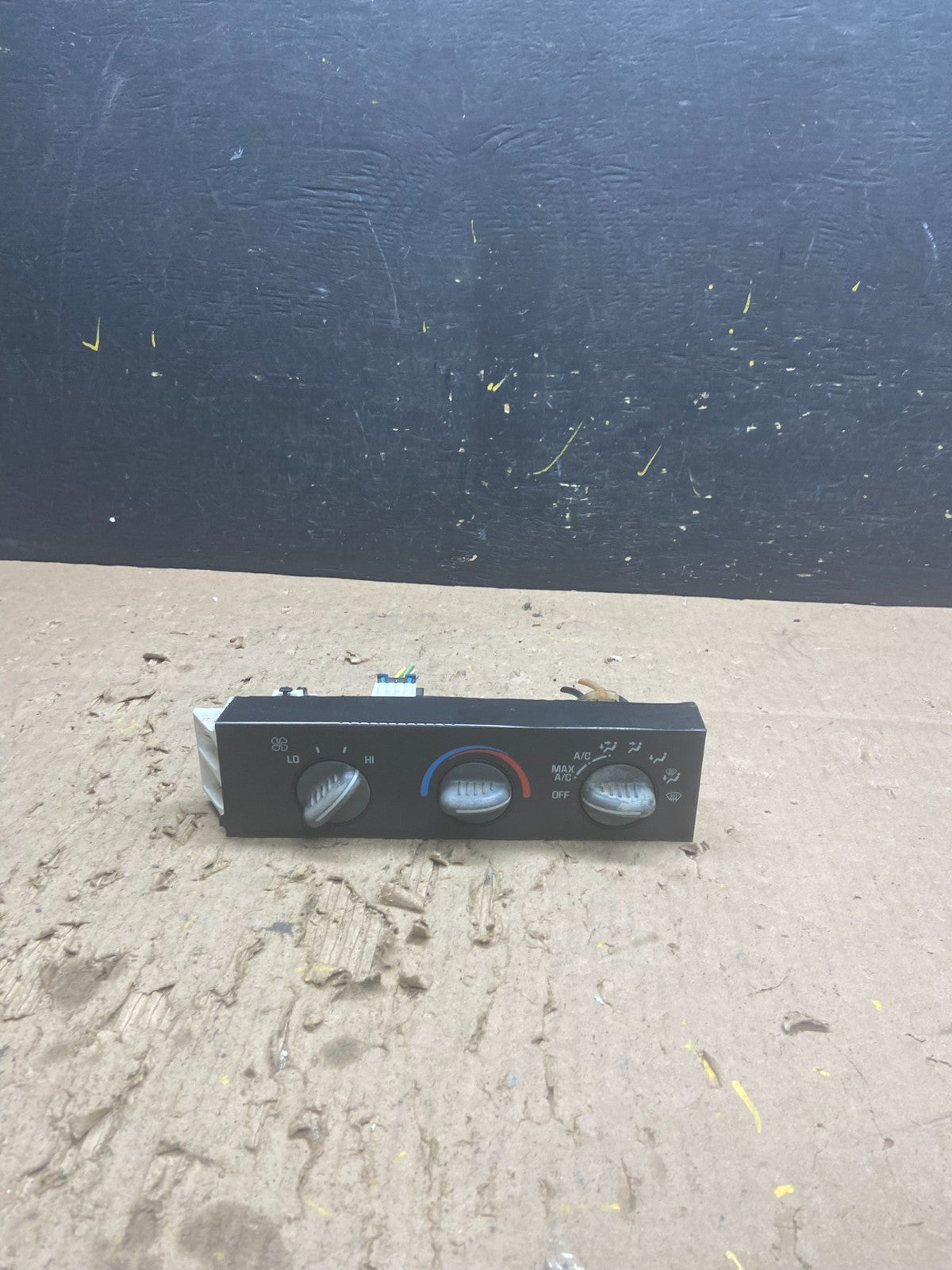 2001 - 2007 GMC Chevrolet Astro Express Climate Control A/C t9028 DG0