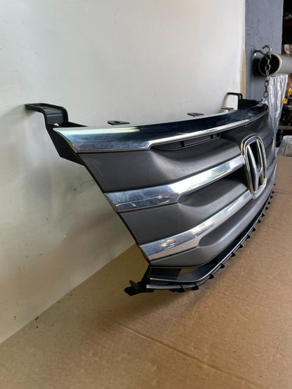 2011 to 2013 Honda Odyssey Front Upper Grille Grill AG2865 DG2