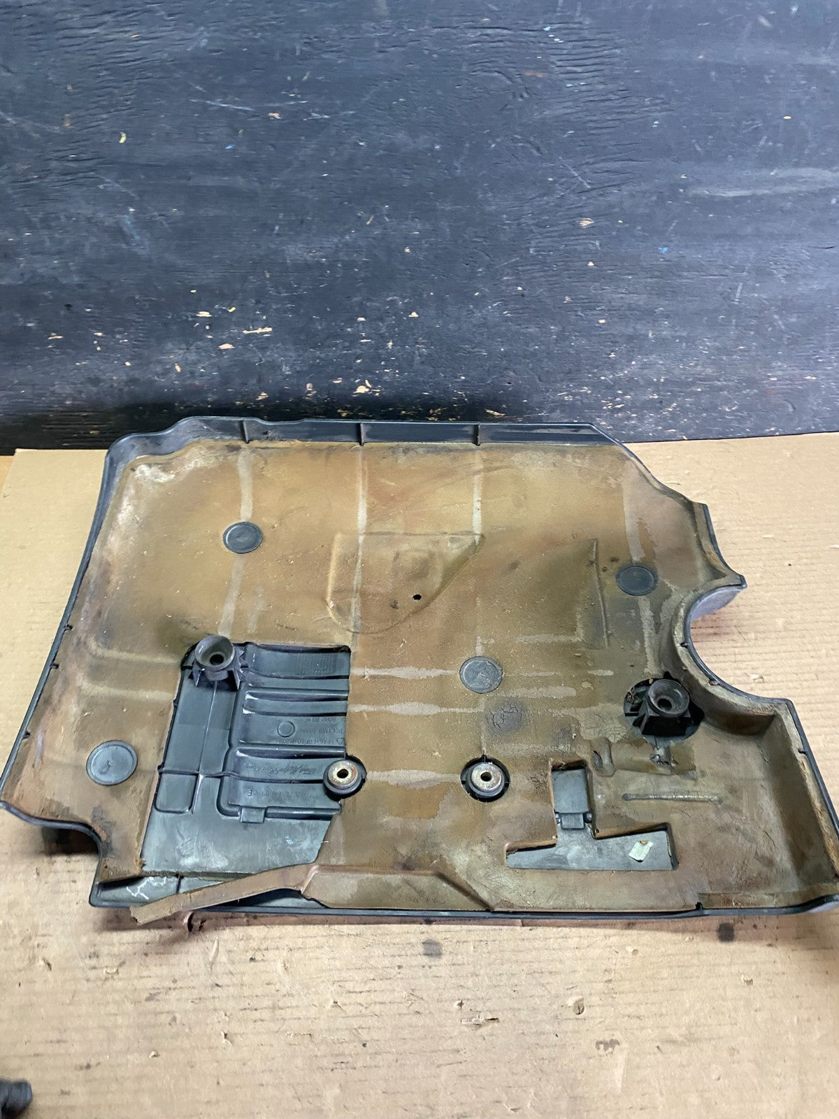 2002 to 2004 Lincoln Navigator 5.4L V8 Engine Motor Cover s1300 DG4