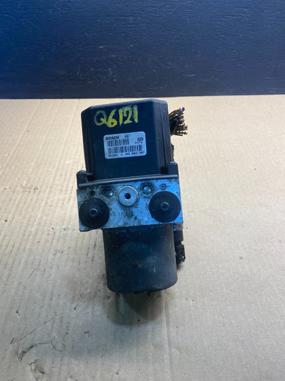 2002 to 2003 BMW X5 ABS Anti-Lock Brake Pump Module OEM AC0476 DG5