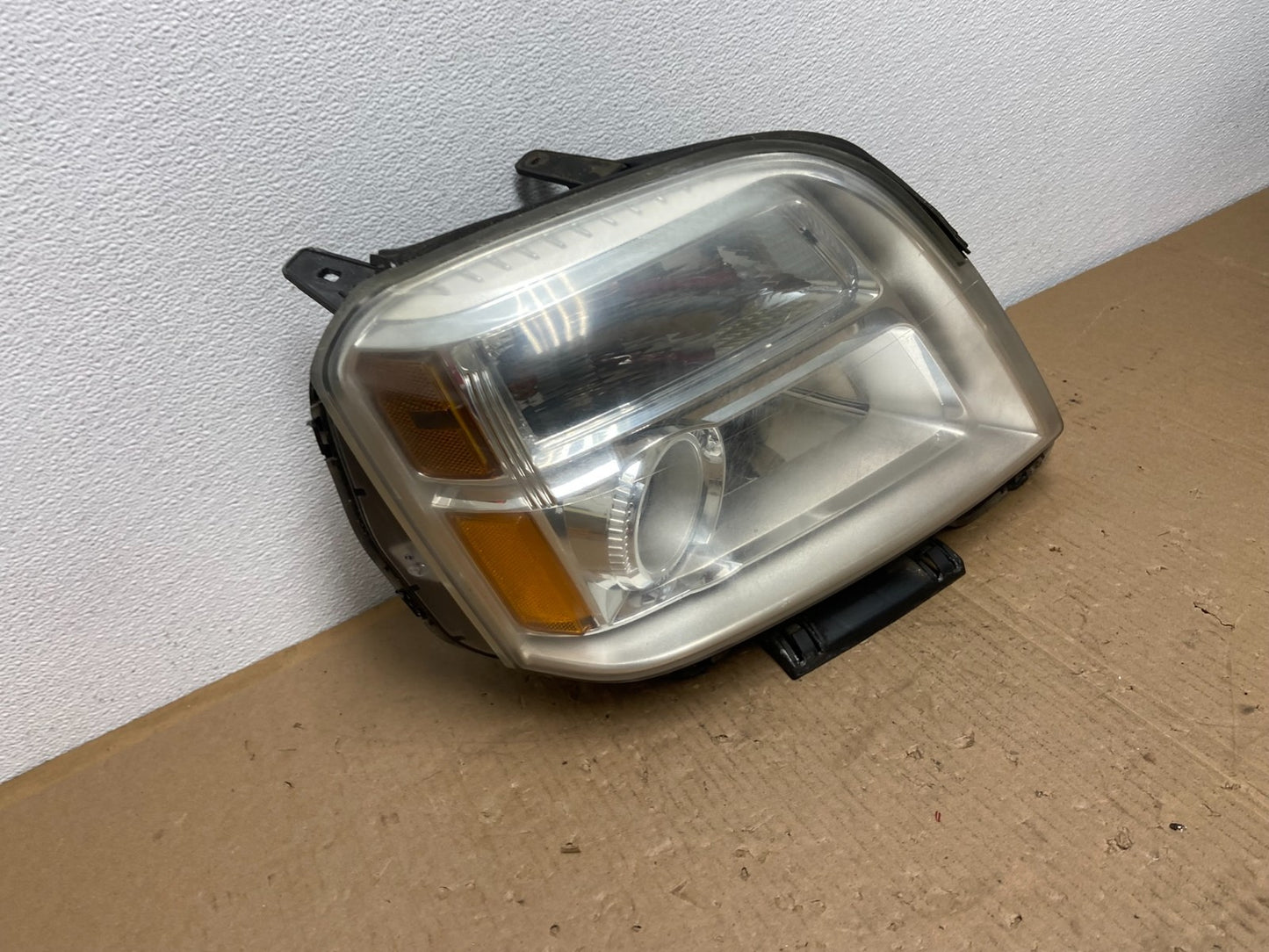 2010 to 2015 GMC Terrain Halogen Passenger Right Rh Side Headlight Oem AB6624 DW2