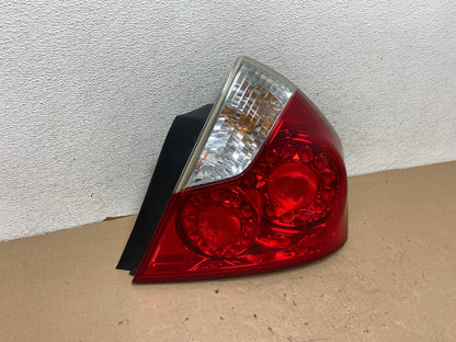 2006 2007 Infiniti M35 M35X M45 Right Passenger Side Tail Light AG4156 LK2