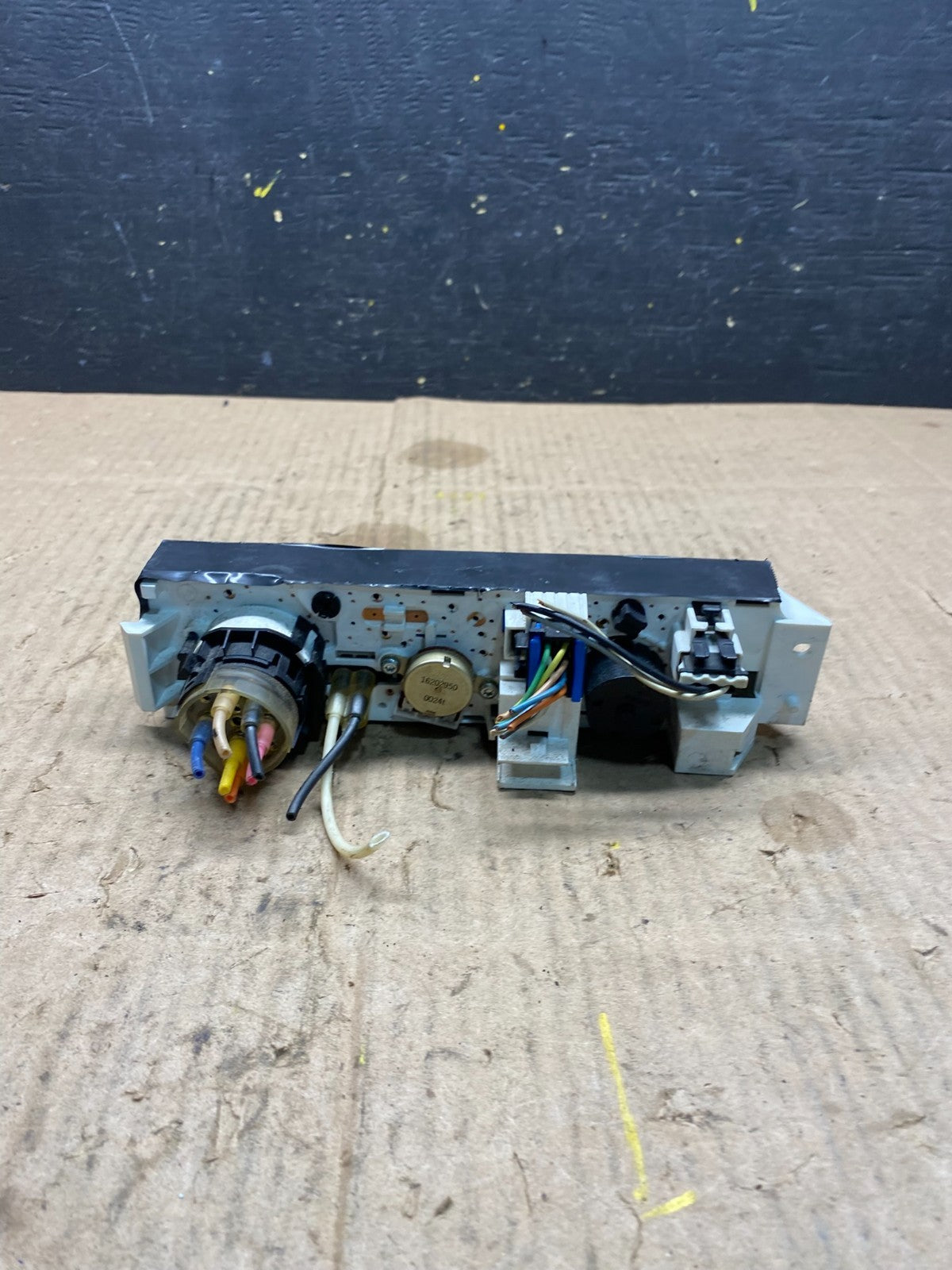 2001 - 2007 GMC Chevrolet Express 1500 Climate Control A/C P1645 DG4