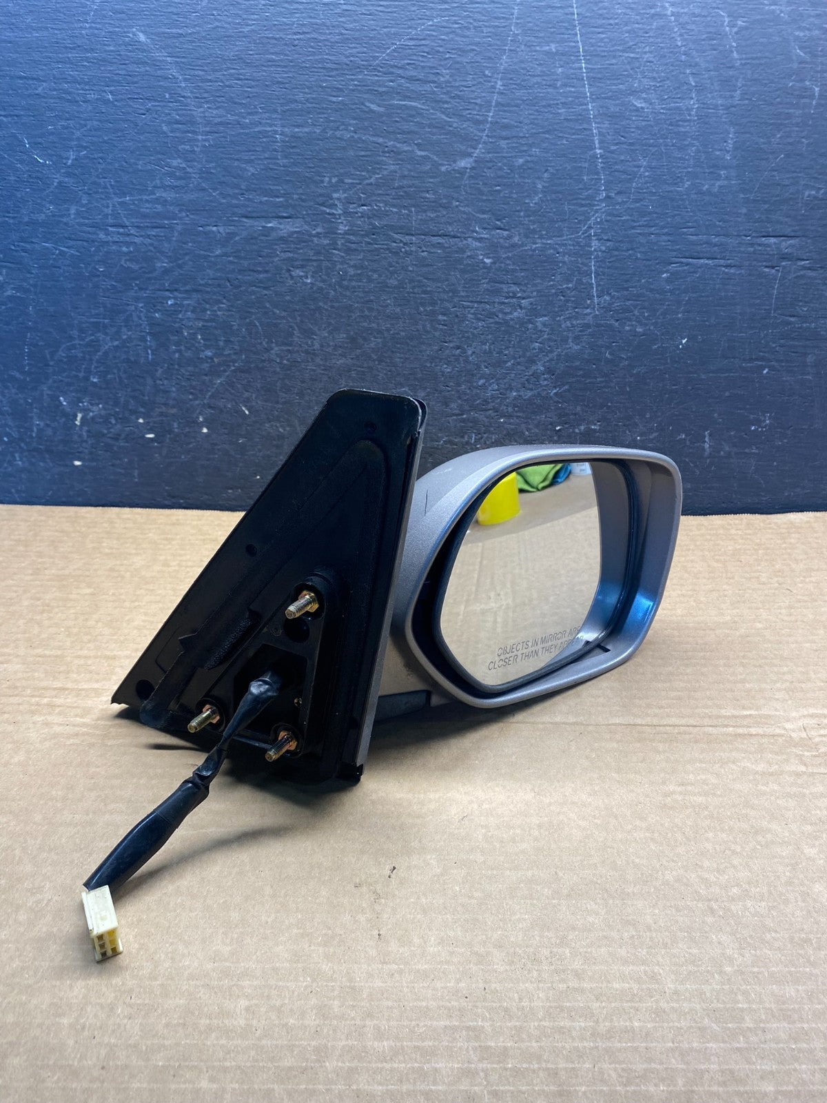 2004 to 2006 Scion XB Right Passenger Side View Door Mirror af7729 DG10