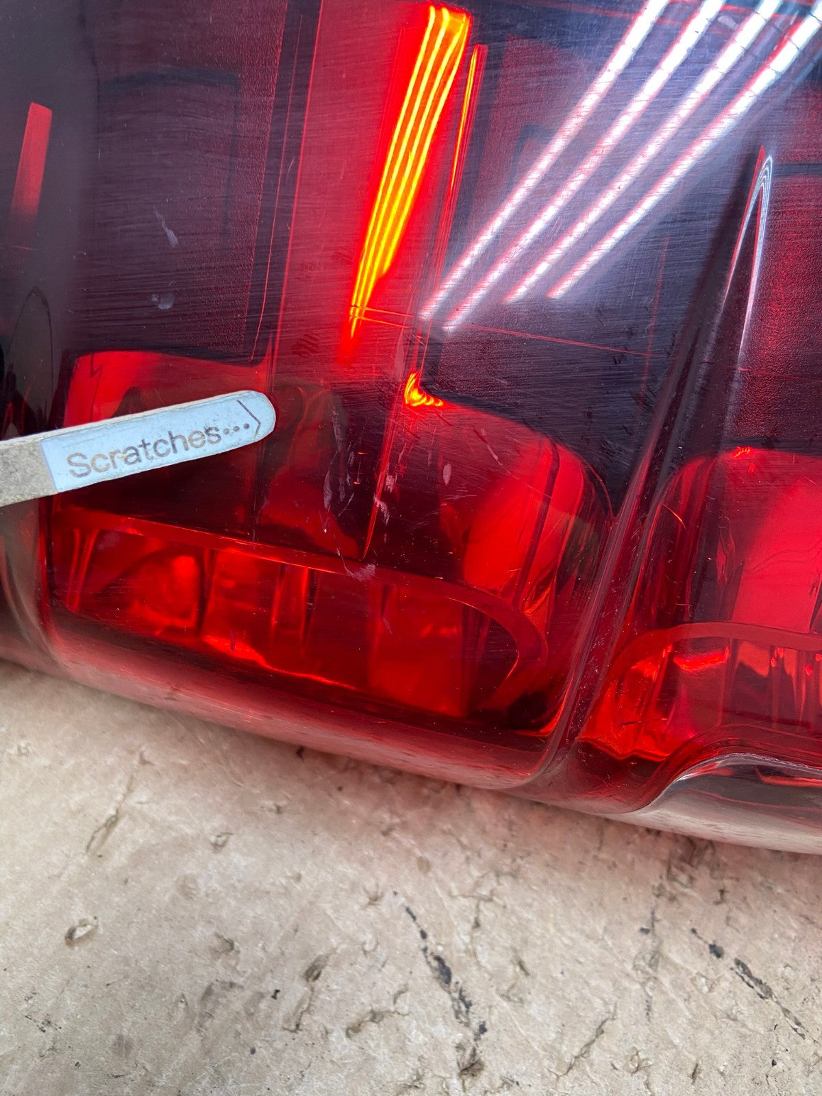 2008-2014 Chevrolet Tahoe Suburban Right Passenger Rh Tail Light AG1401 LK3