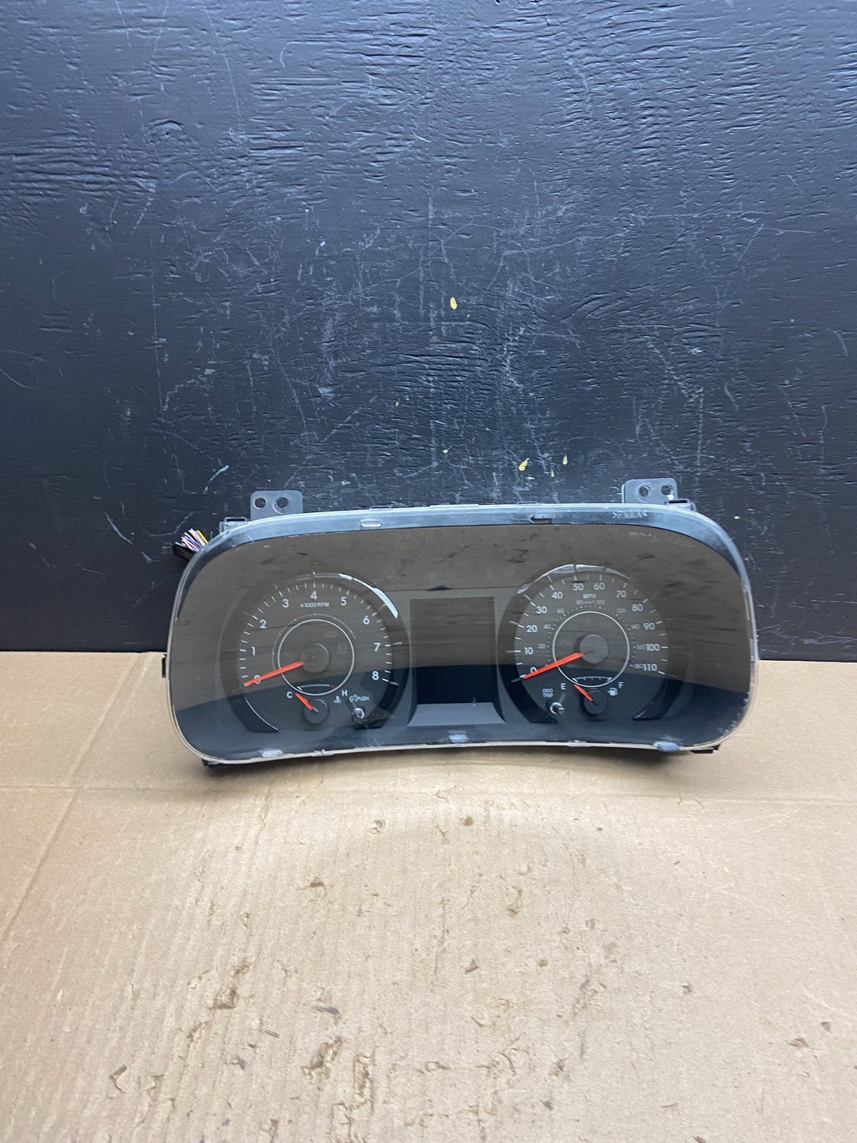 2015 to 2016 Toyota Sienna Speedometer Cluster Gauge ab9741 DG0